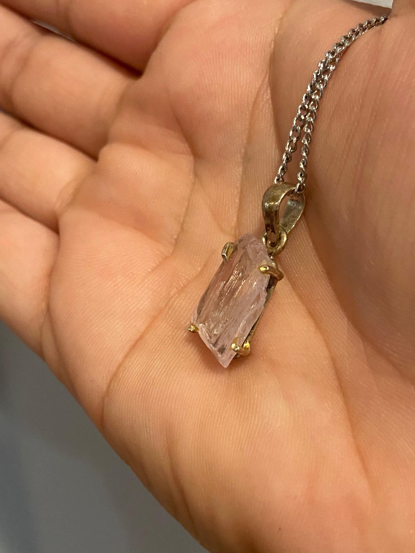 Kunzite Necklace (s925) w/ Silver Chain