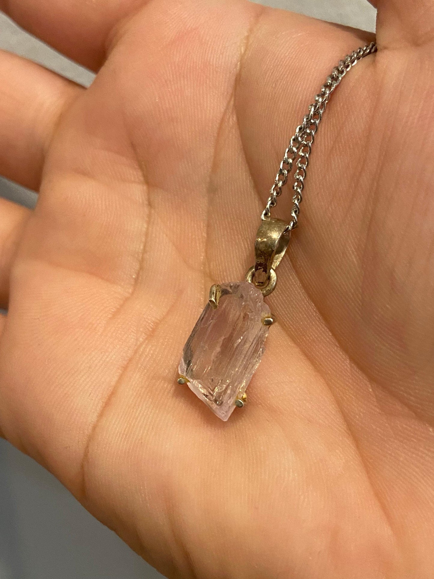 Kunzite Necklace (s925) w/ Silver Chain