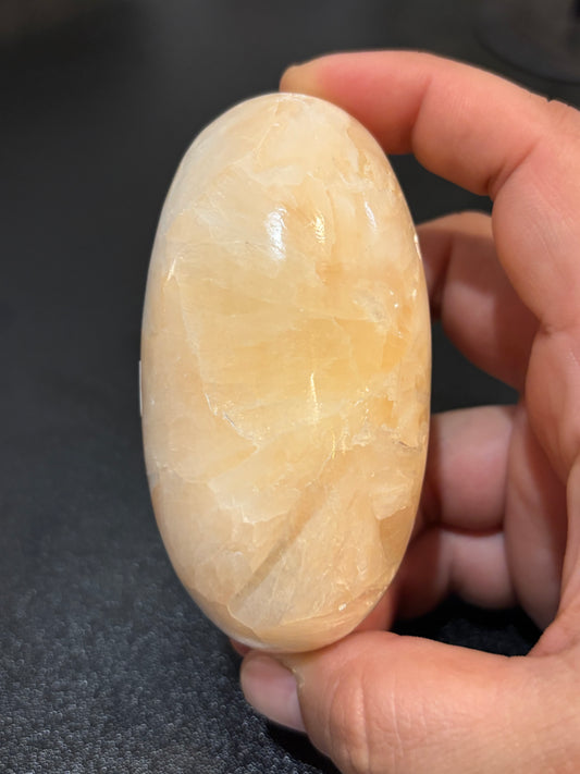 Peach Scolecite Shiva