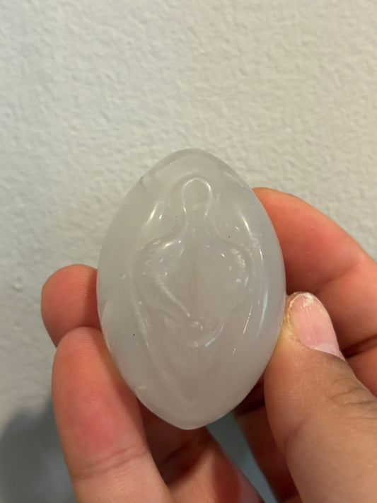 Fluorite Yoni Carving