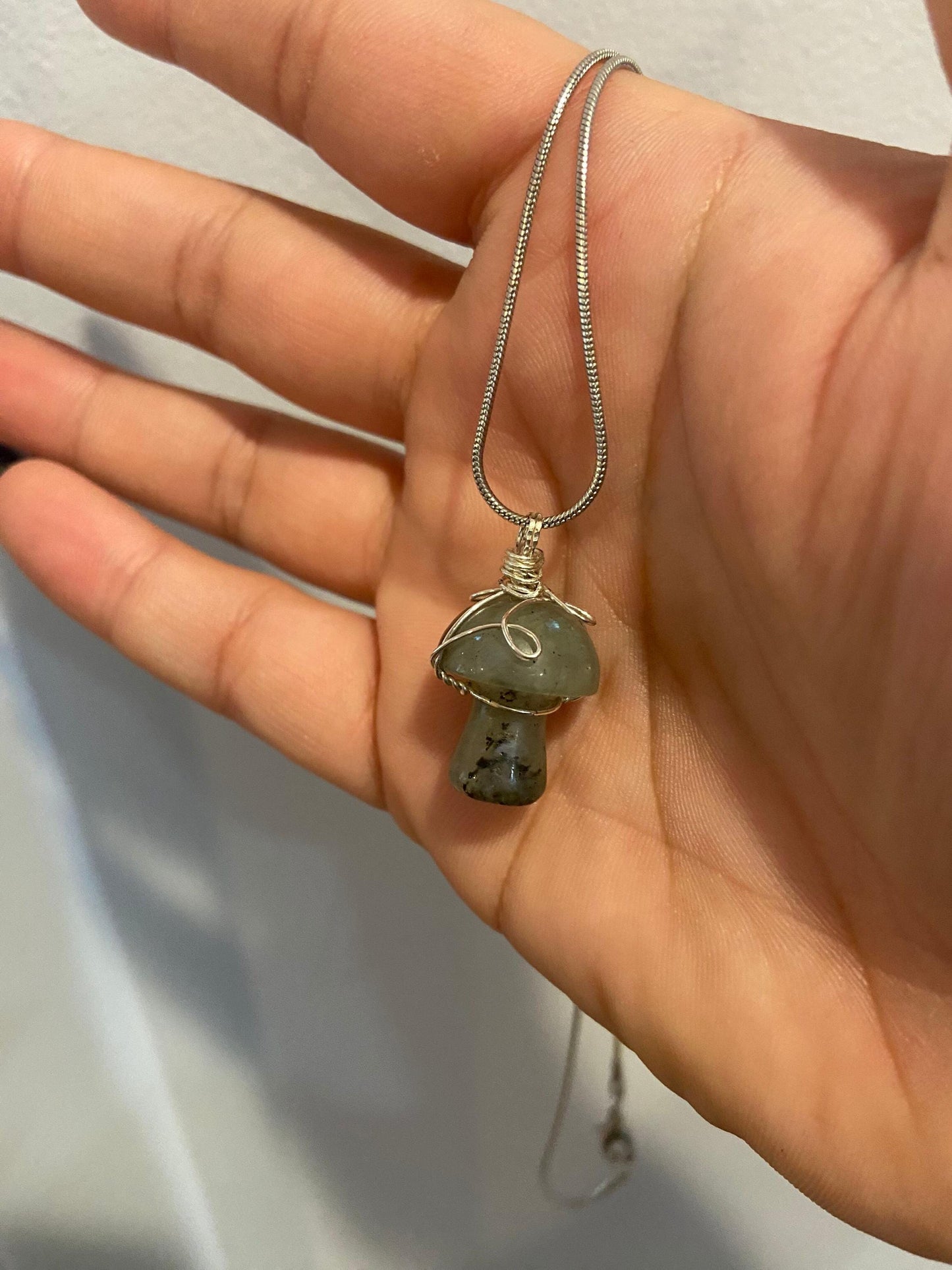 Hand-wrapped Labradorite Mushroom Necklace (Silver)