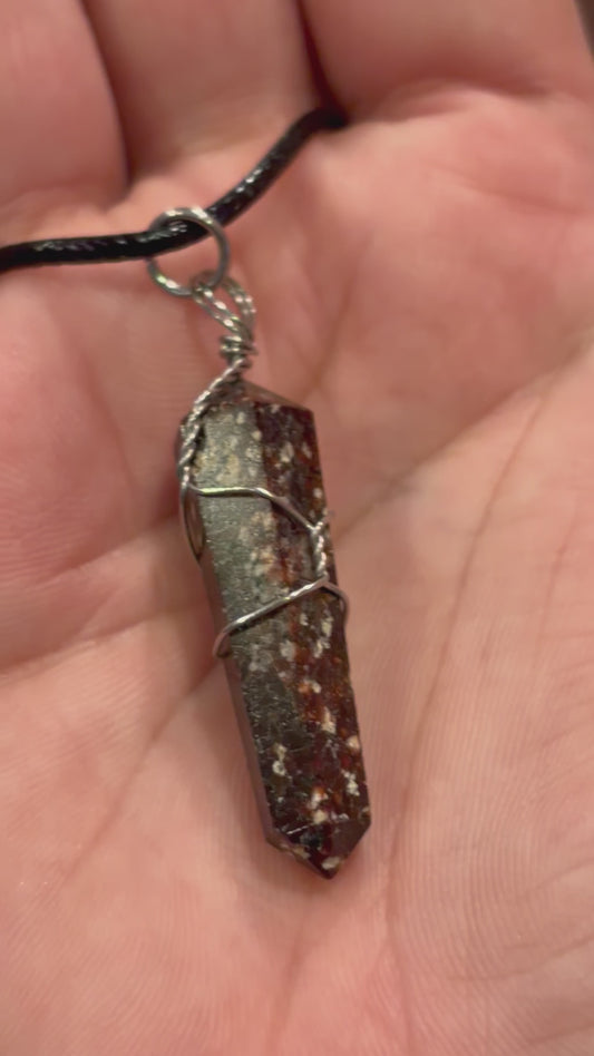 Hand-wrapped Birds Eye Jasper Necklace (Silver)